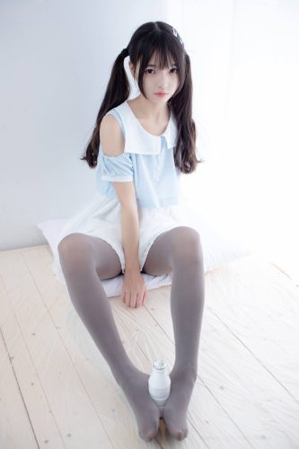 超级甜美的灰丝小姑娘【86P】20005-米合兔