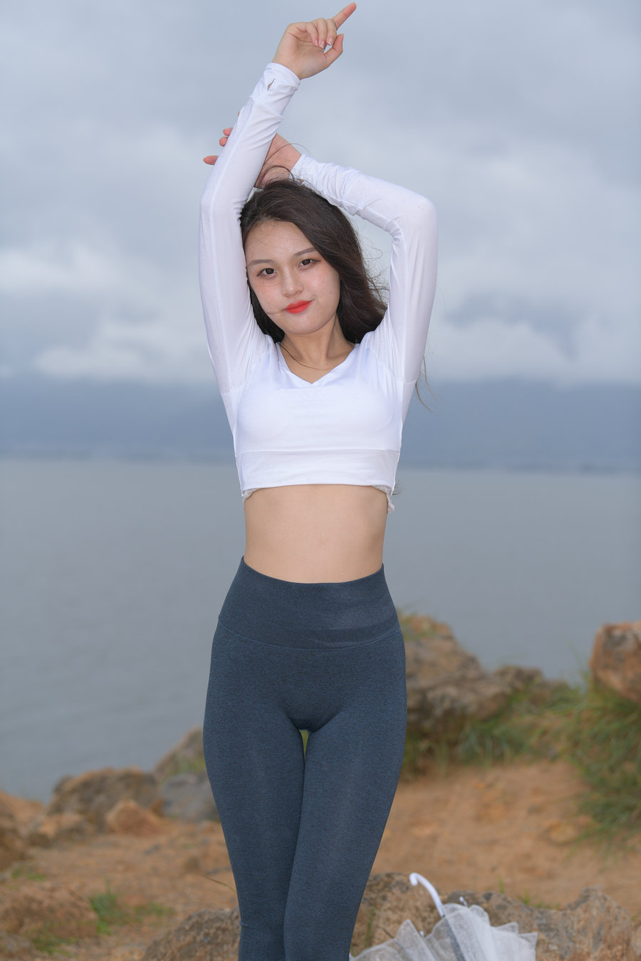 图片[2]-深蓝色瑜伽裤甜美女孩 J1320 514P2V-17.5GB-米合兔