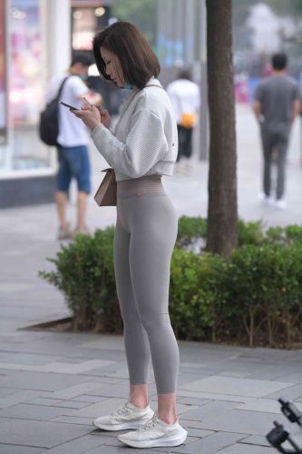 身材很好的短发瑜伽裤姑娘【157P】04015-米合兔