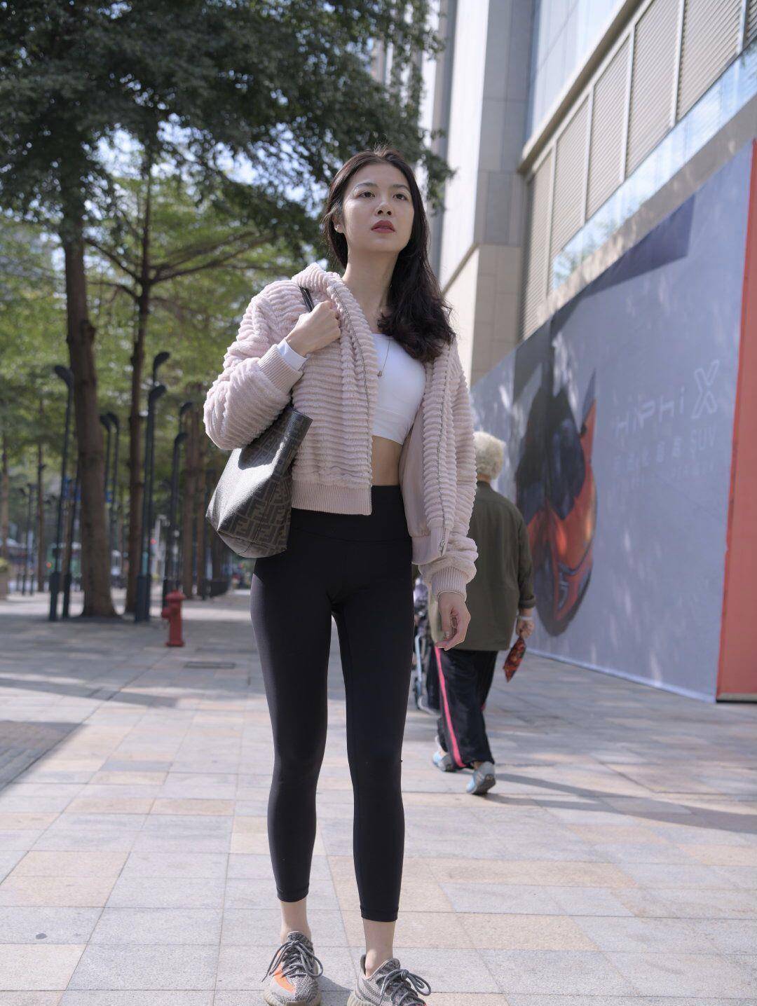 图片[2]-逛街的紧身瑜伽裤女孩 J1455 411P2V-26.6GB-米合兔