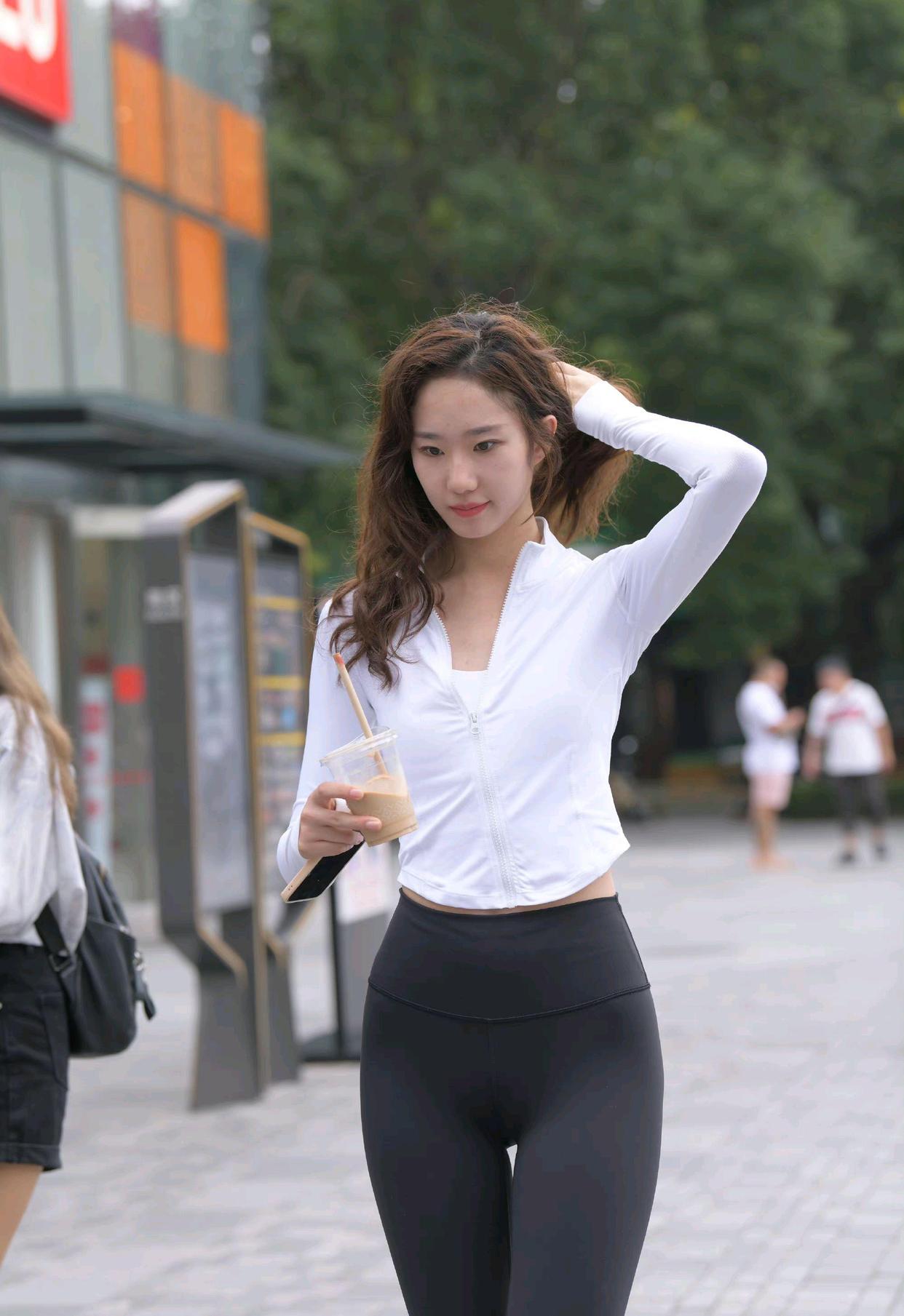 图片[5]-像刘亦菲的黑色瑜伽裤女孩J2237 340P1V-14.8GB-米合兔