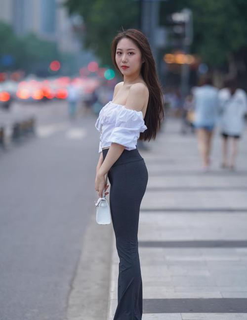 图片[3]-身材非常哇塞的瑜伽裤女孩  J1333 521P6V-21.6GB-米合兔