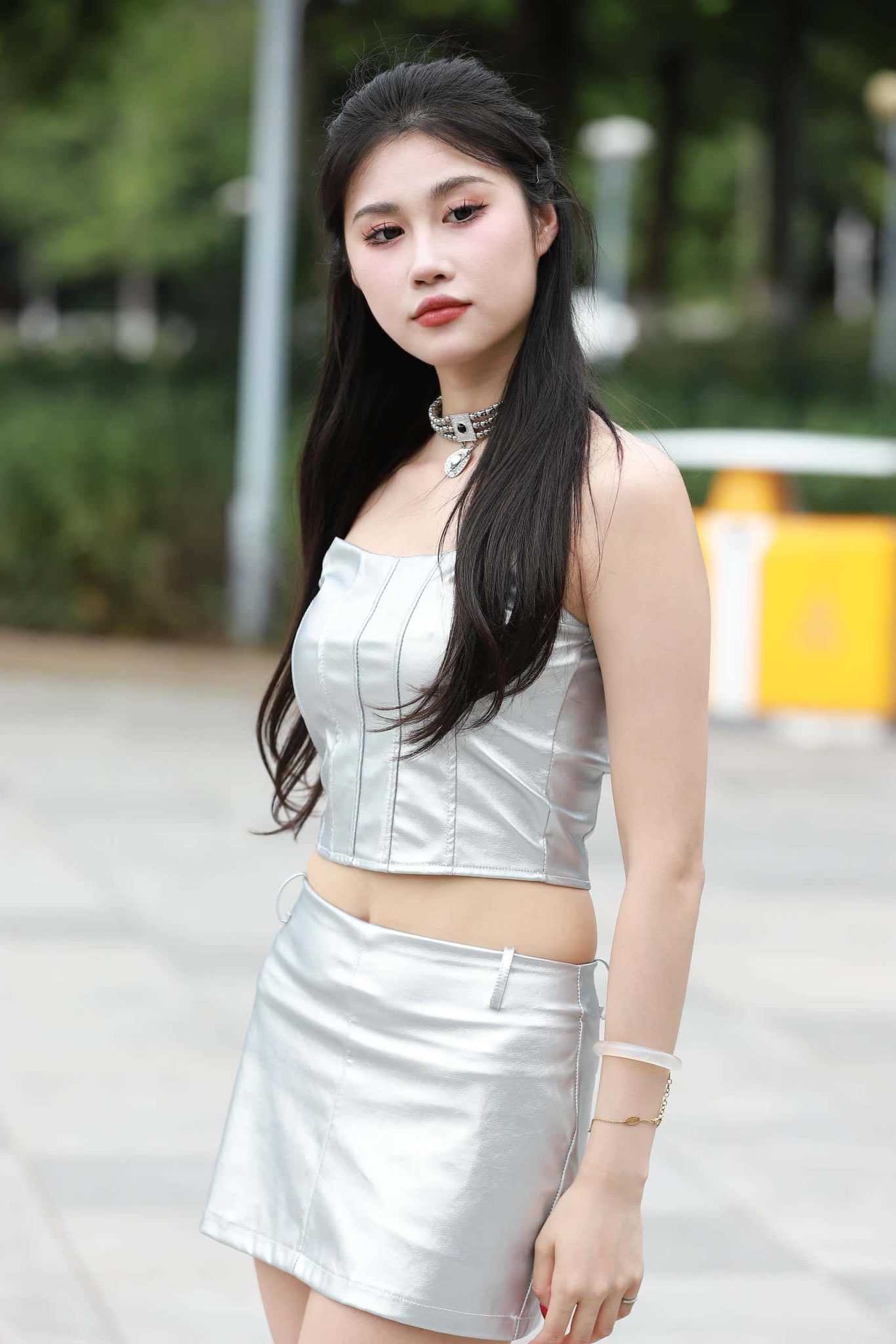 图片[3]-P4298 银色皮裙 【146P】-米合兔