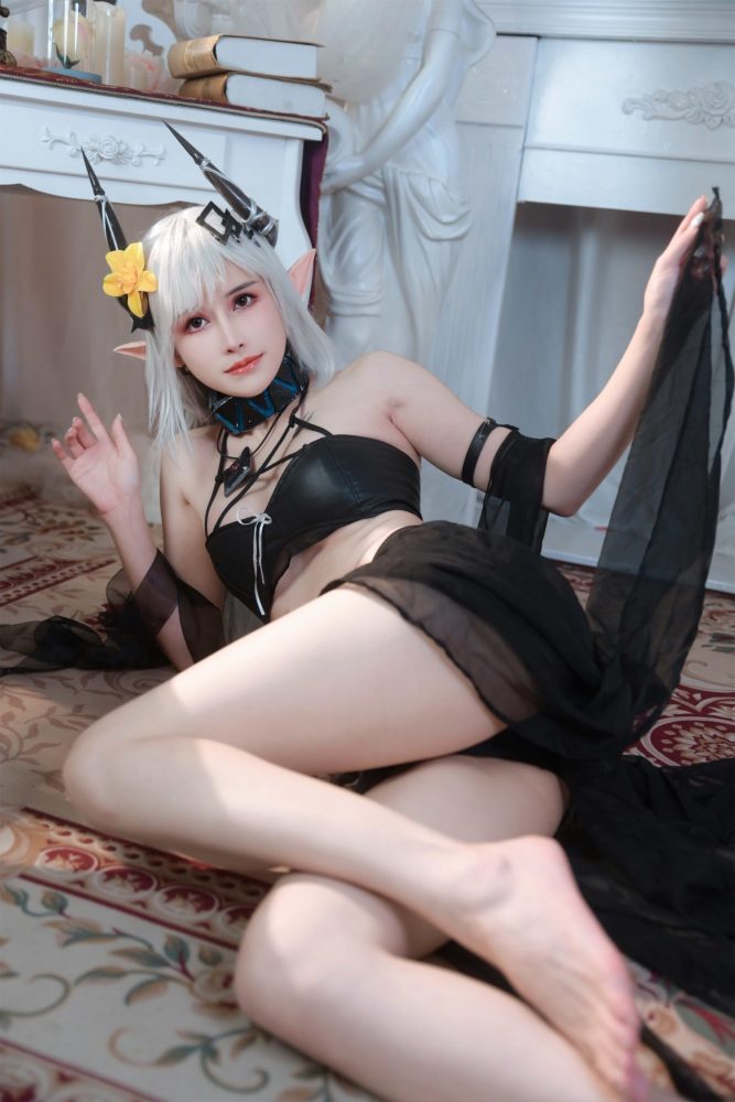 16P鹿八岁baby 明日方舟 泥岩 cosplay二次元NO.048-米合兔